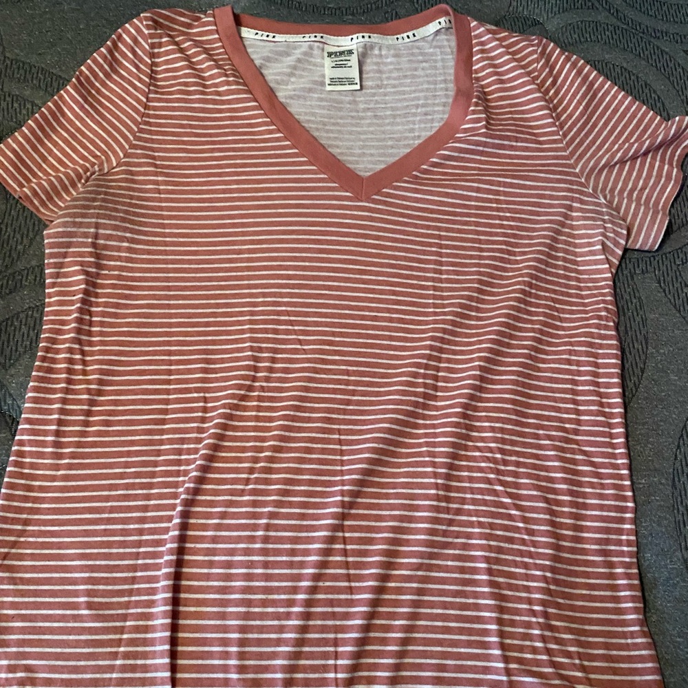 Pink V neck tshirt